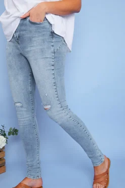 Recycled Light Wash Ripped Knee Skinny Jeans|In the Style Clearance