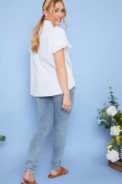 Recycled Light Wash Ripped Knee Skinny Jeans|In the Style Clearance