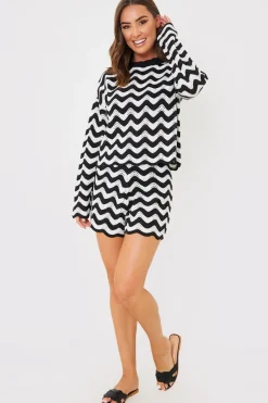 Recycled Stripe Chevron Co Ord Shorts|In the Style Online