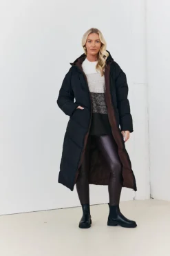 Reversible Hooded Longline Puffer Coat|In the Style New