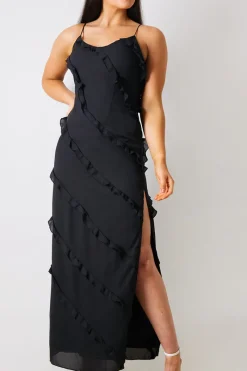 Ruffle Detail Maxi Dress|In the Style Clearance