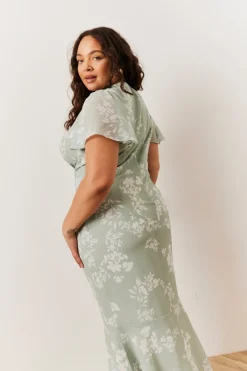 Floral Print Chiffon Flutter Sleeve Maxi Dress|In The Style