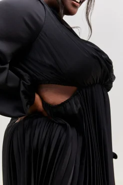 Satin Pleated Cut Out Detail Mini Dress|In the Style New