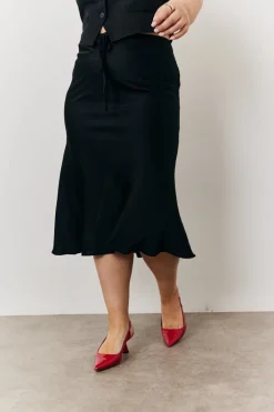 Satin Tie Waist Slip Skirt|In the Style Clearance