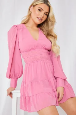 Shirred Waist Tiered Dress|In the Style Hot