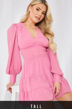 Shirred Waist Tiered Dress|In the Style Hot