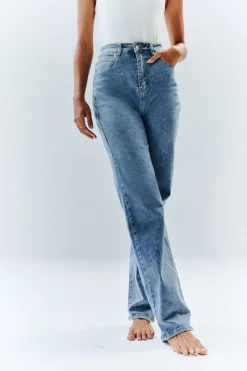 Sienna Straight Leg Jean|In The Style Discount