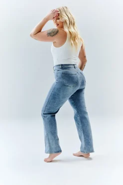 Sienna Straight Leg Jean|In The Style Discount