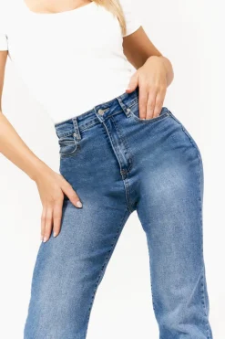 Sienna Straight Leg Jean|In The Style