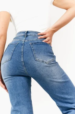 Sienna Straight Leg Jean|In The Style