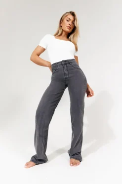 Sienna Straight Leg Jean|In The Style Discount