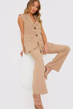 Sleeveless Oversized Blazer|In the Style Online