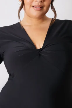Slinky Twist Front Short Sleeve Top|In The Style