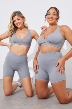 Soft Touch Medium Support Halter Neck Sports Bra|In the Style Discount