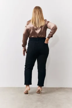 Straight Leg High Rise Ankle Grazer Jeans|In The Style Best