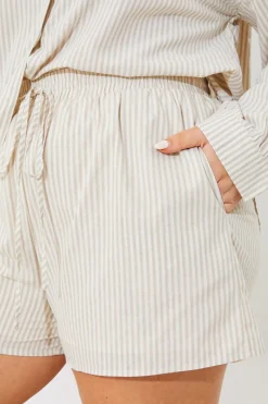 Striped Elasticated Waist Shorts|In the Style Outlet