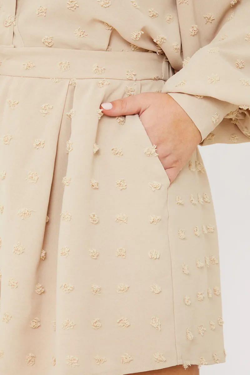 Textured Dobby Detail Co-Ord Shorts|In the Style Outlet