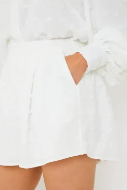 Textured Dobby Detail Co-ord Shorts|In the Style Online