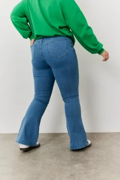 Thigh Shaper Kickflare|In the Style