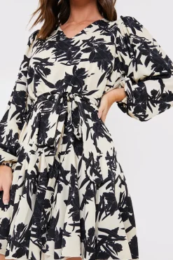 V Neck Balloon Sleeve Godet Mini Dress|In the Style Clearance