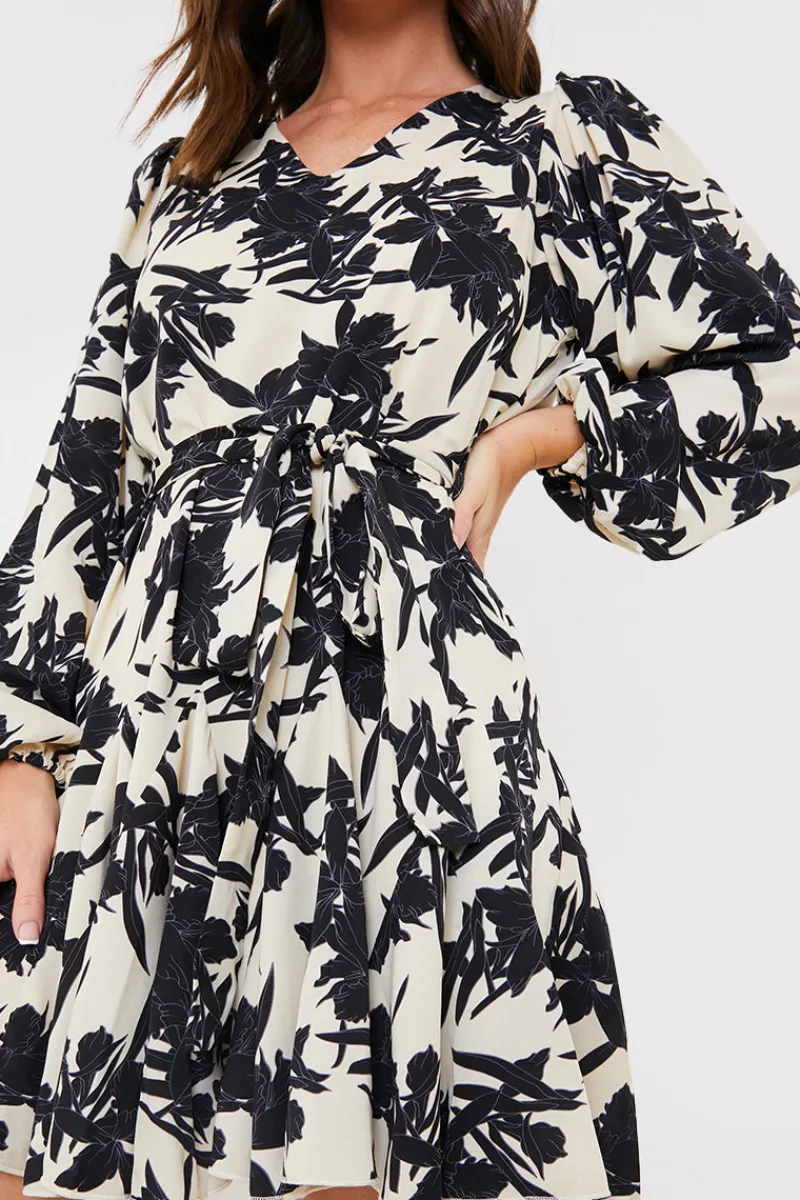 V Neck Balloon Sleeve Godet Mini Dress|In the Style Clearance