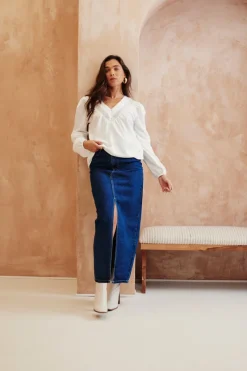 V Neck Crochet Insert Blouse|In The Style Outlet