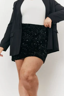 Velvet Sequin Mini Skirt|In the Style Discount