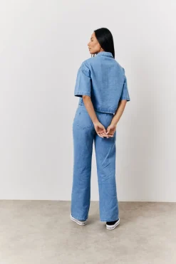 Wide Leg Jeans|In The Style Discount